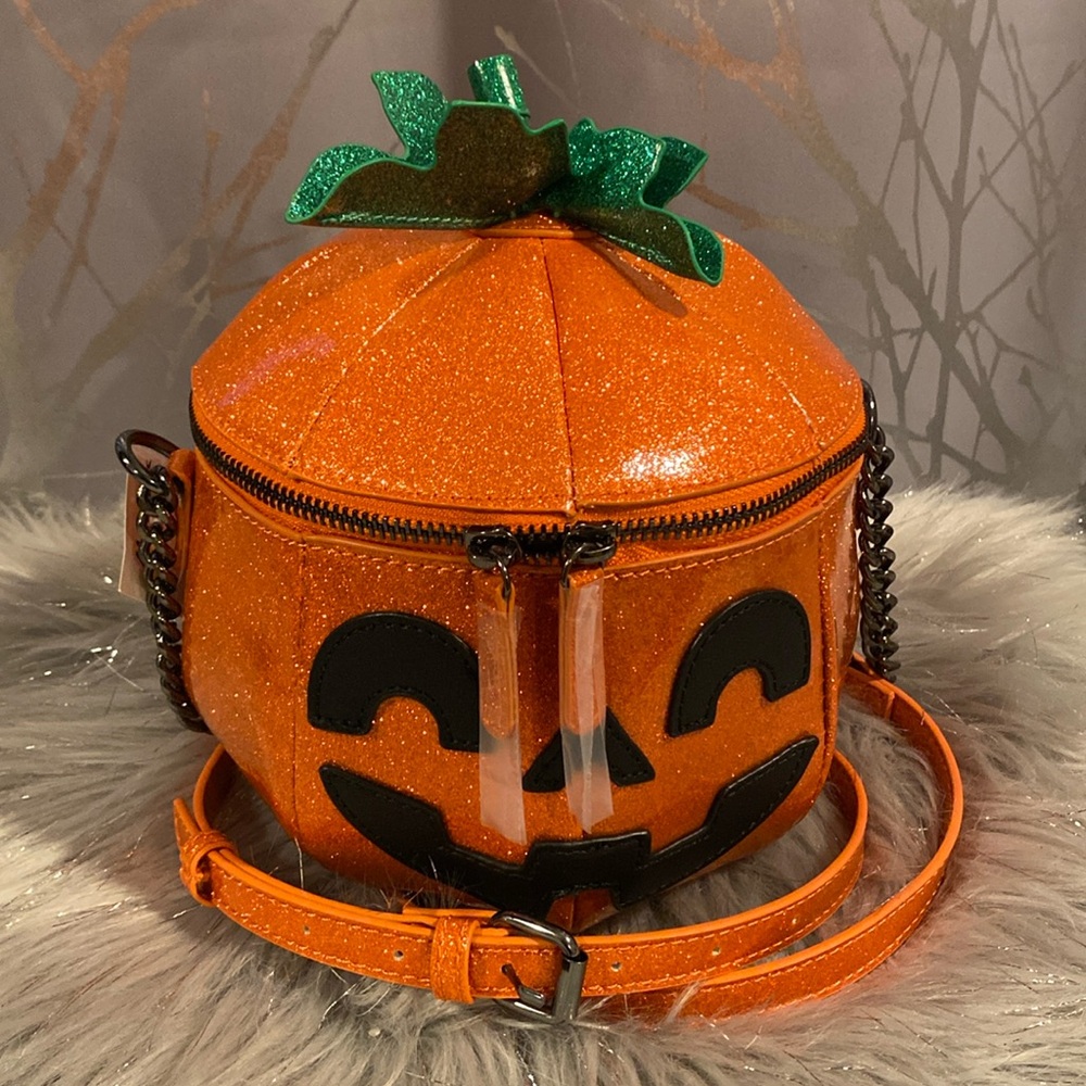 BNWT MAD ENGINE FINE BY ME Glitter Sparkle Pumpkin Halloween Crossbody Bag